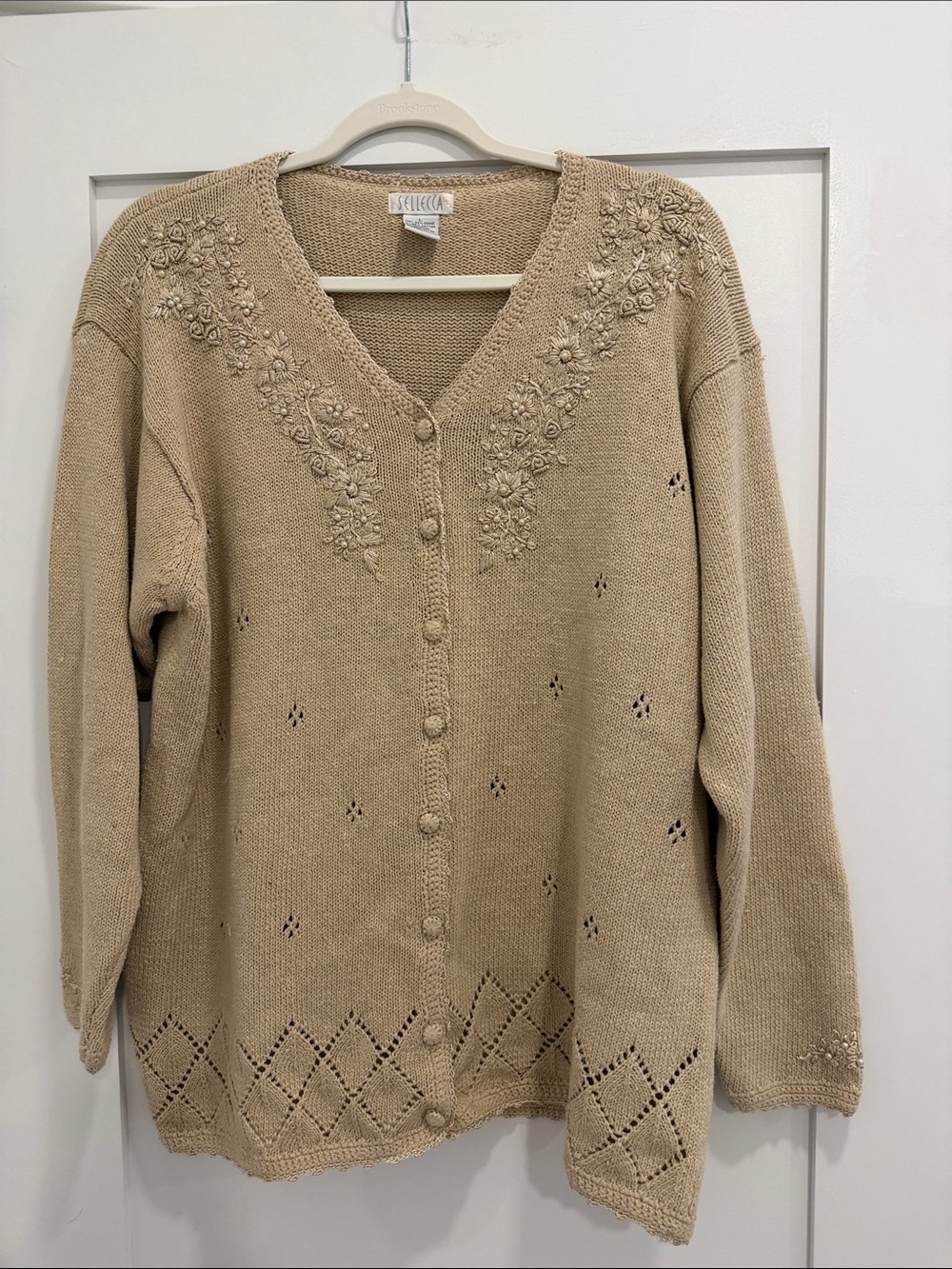 Vintage Sellecca Embroidered Pearl V-Neck Button Front Cardigan Sweater L